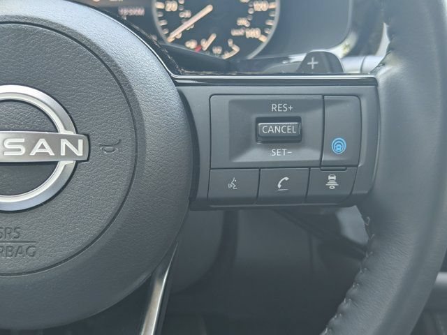 Used 2024 Nissan Pathfinder SL AWD/4WD image 23