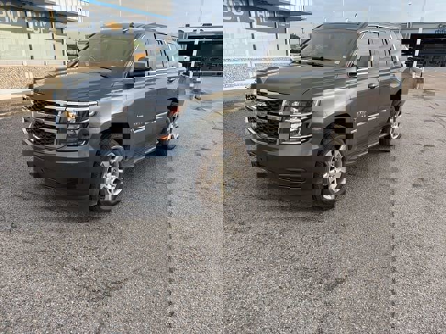 Used 2019 Chevrolet Tahoe LT image 2