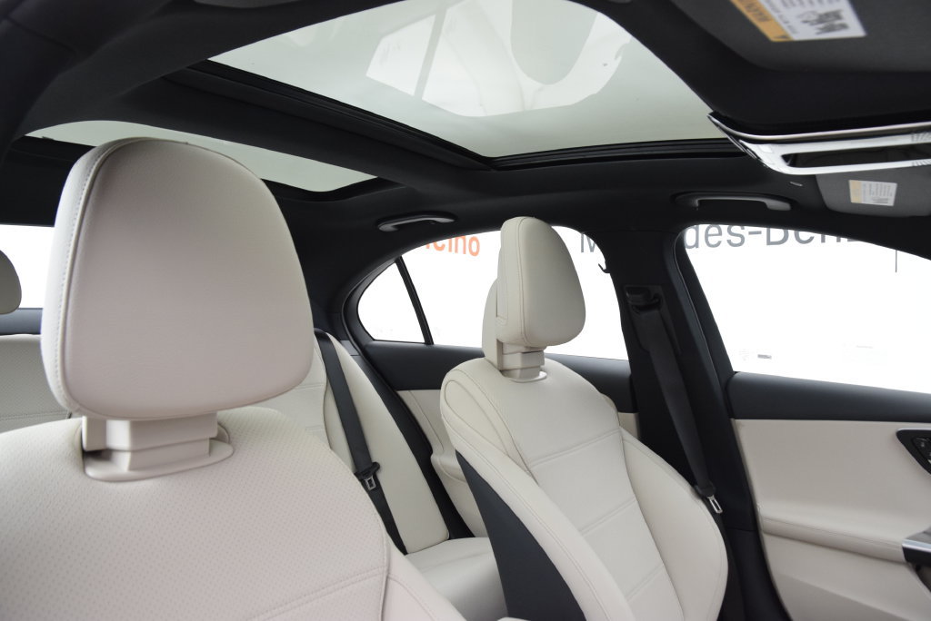 New 2026 Mercedes-Benz C 300 4MATIC Sedan image 18