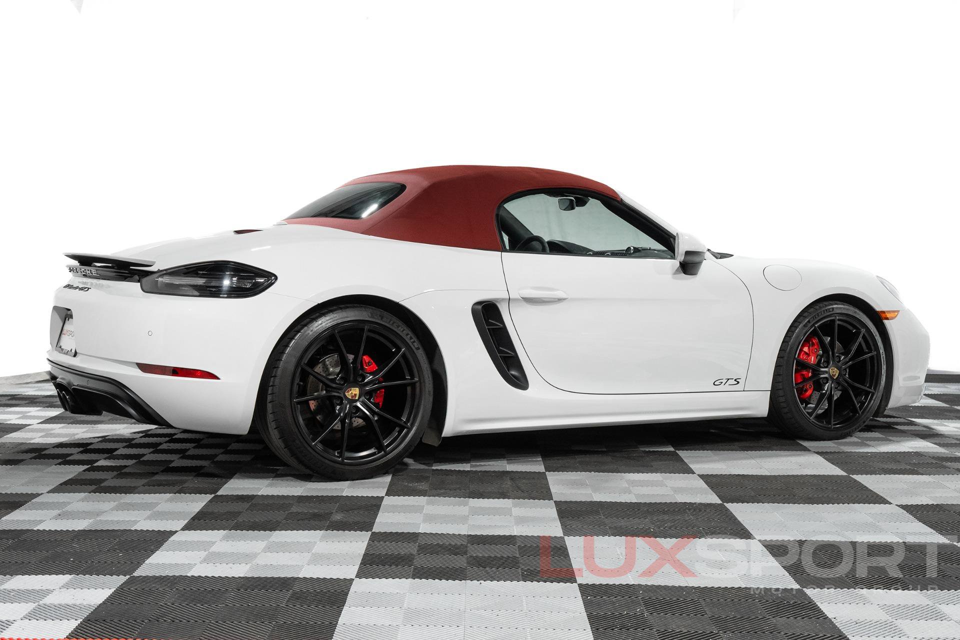 Used 2018 Porsche 718 Boxster GTS RWD image 4