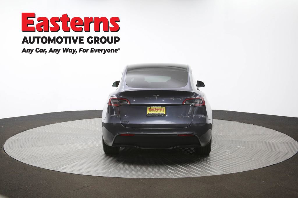 Used 2022 Tesla Model Y Long Range image 34