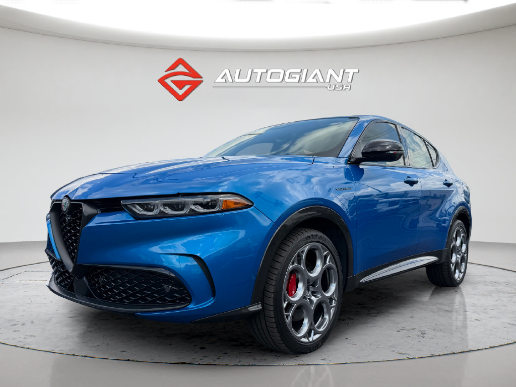Used 2024 Alfa Romeo Tonale Veloce AWD/4WD image 1