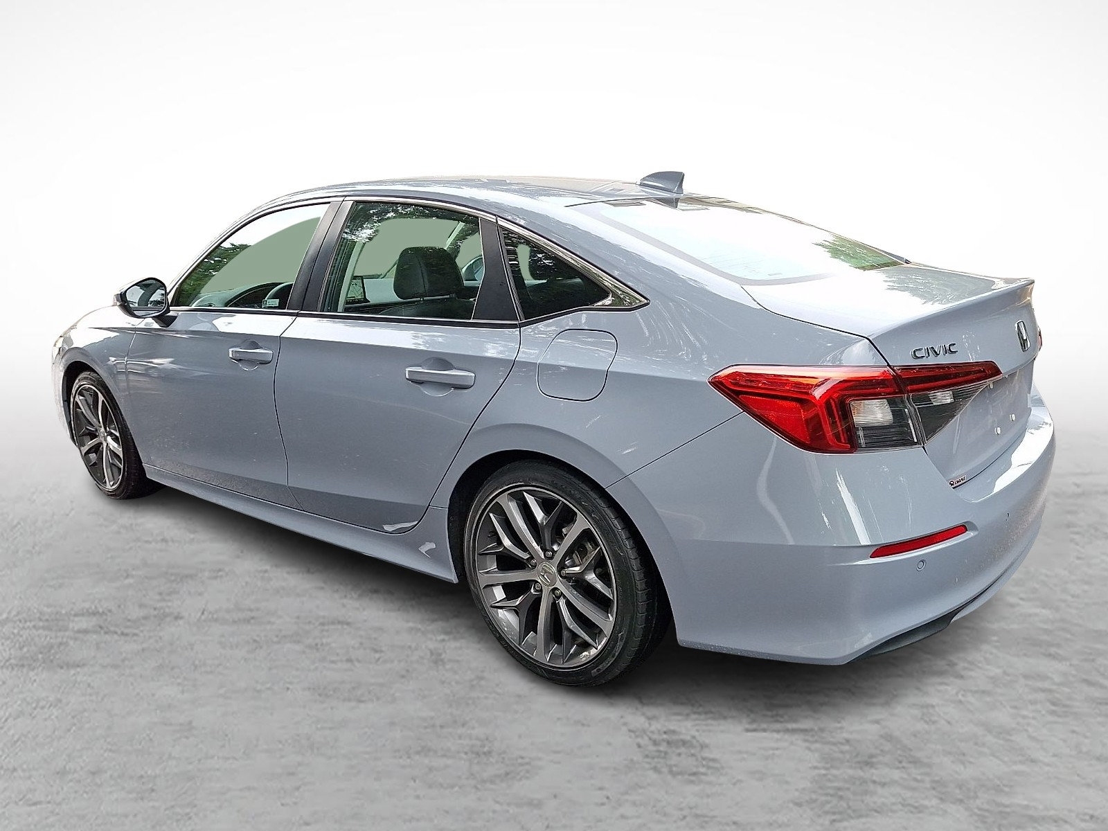 Used 2022 Honda Civic Touring image 4