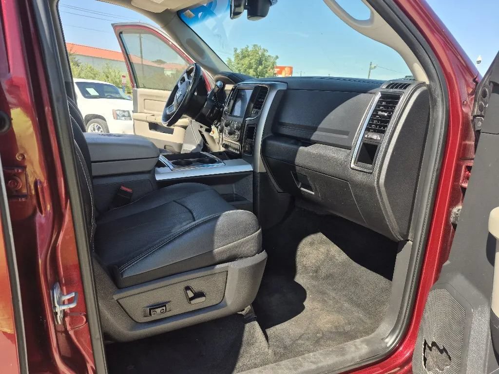 Used 2018 RAM 2500 Laramie w/ Sport Appearance Group AWD/4WD image 20
