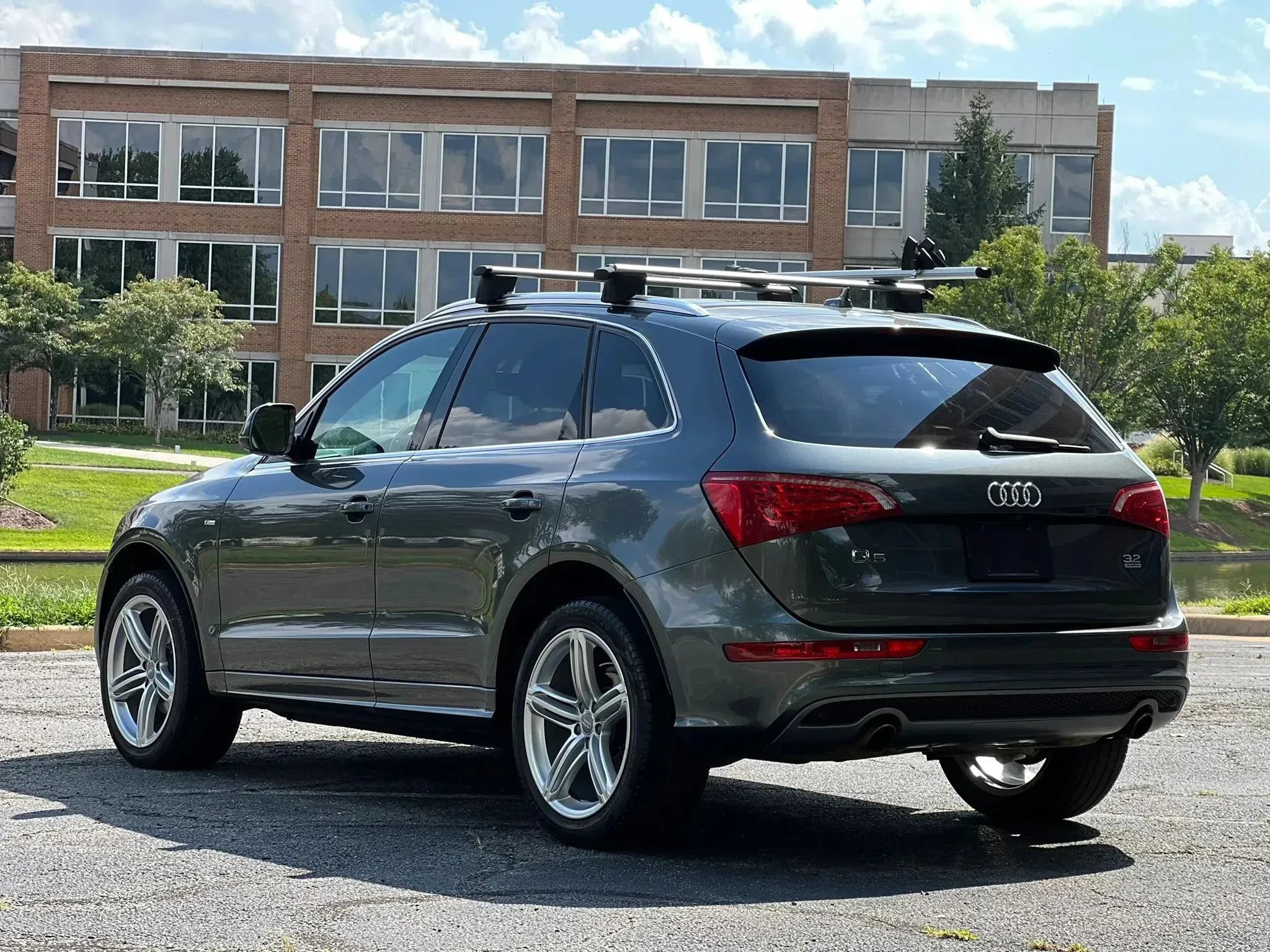 Used 2012 Audi Q5 3.2 Premium Plus AWD/4WD image 3