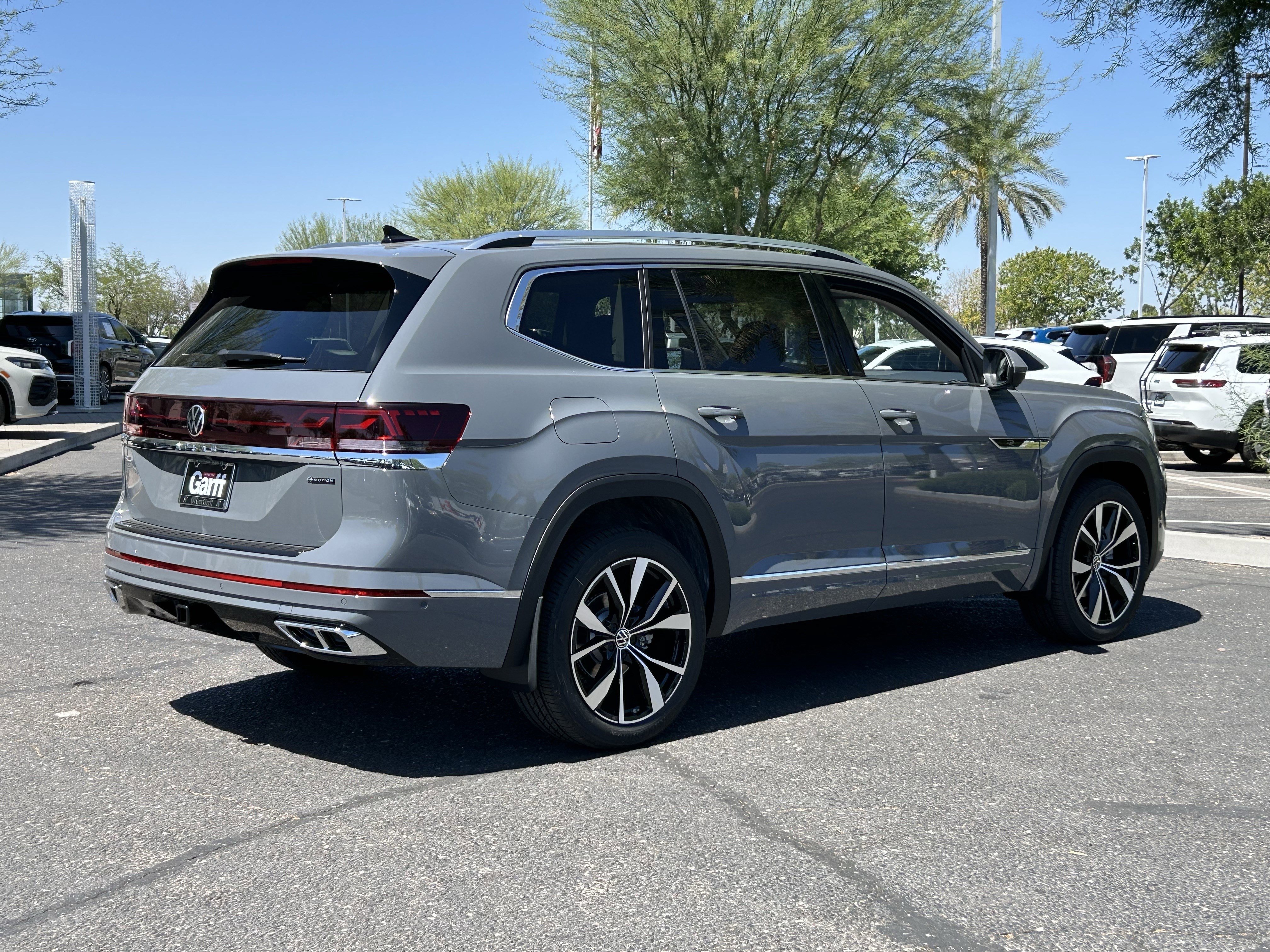 New 2026 Volkswagen Atlas SEL Premium R-Line AWD/4WD image 3