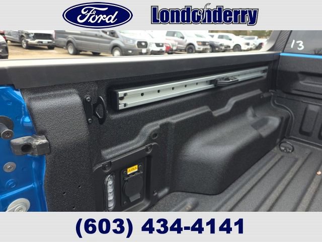 New 2026 Ford Maverick Lariat w/ Black Appearance Package image 7