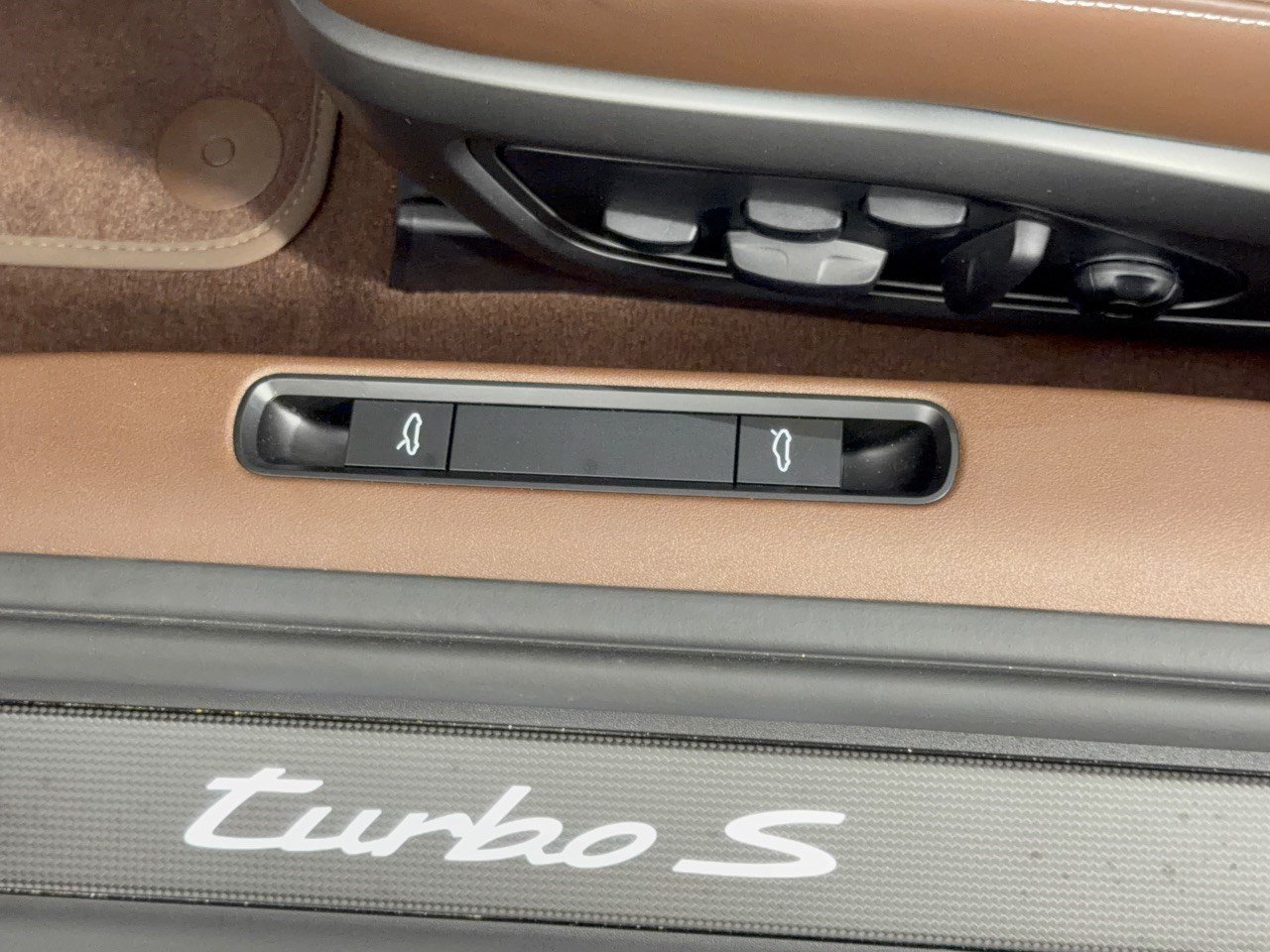 Certified 2026 Porsche 911 Turbo S AWD/4WD image 28