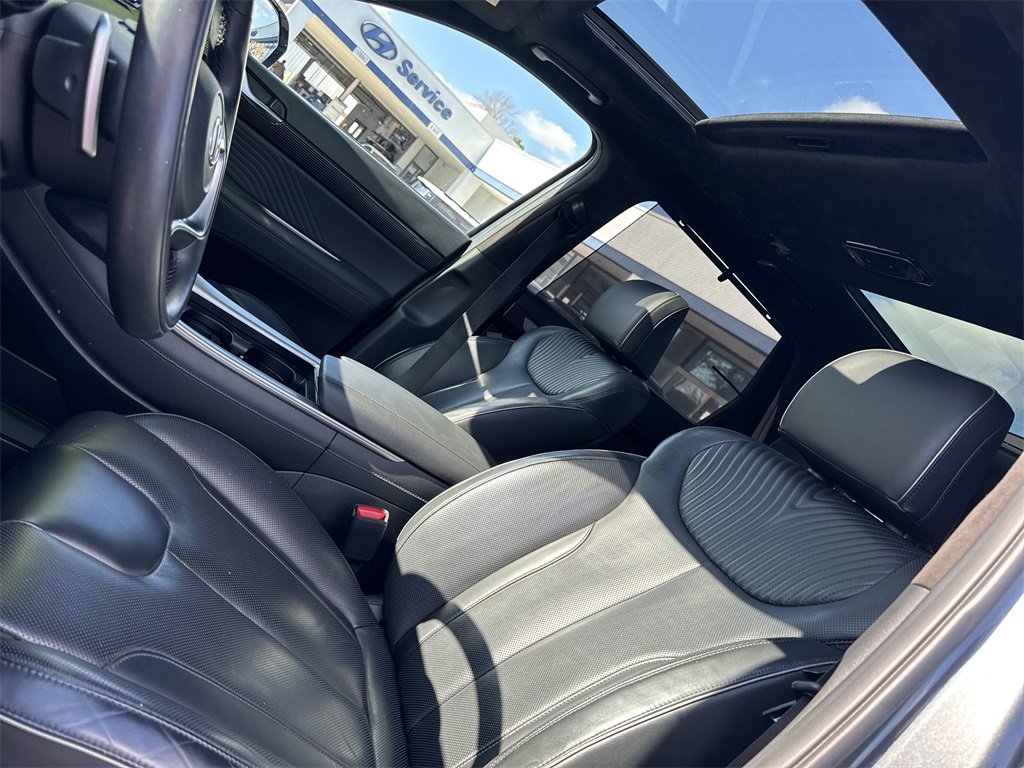 Used 2023 Hyundai Palisade Calligraphy image 34