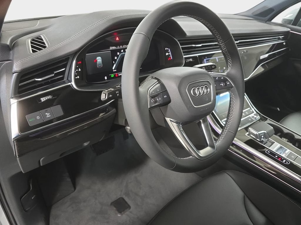 New 2026 Audi Q7 2.0T Premium AWD/4WD image 18