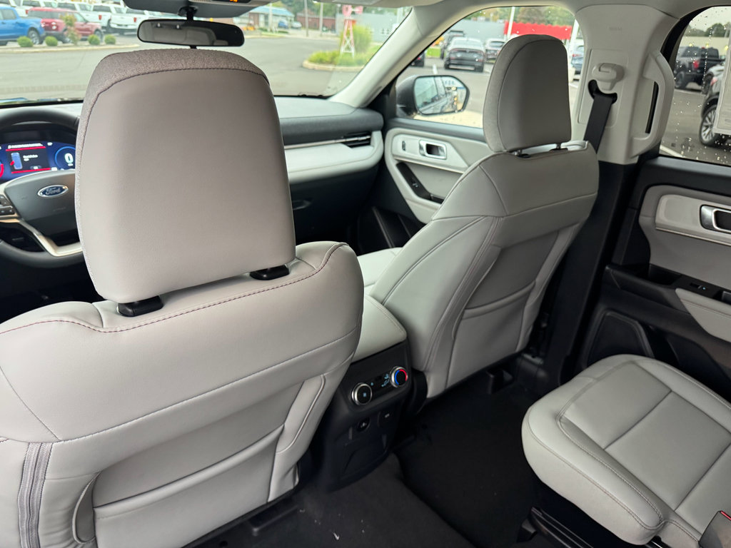 New 2026 Ford Explorer Active image 23