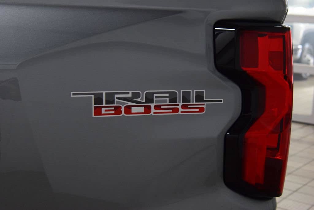 New 2026 Chevrolet Colorado Trail Boss AWD/4WD image 24