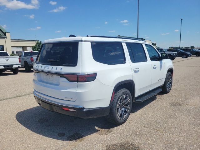 Used 2024 Jeep Wagoneer Series II AWD/4WD image 24