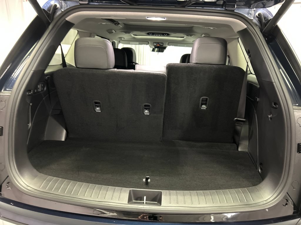 Used 2026 Hyundai Palisade Limited AWD/4WD image 24