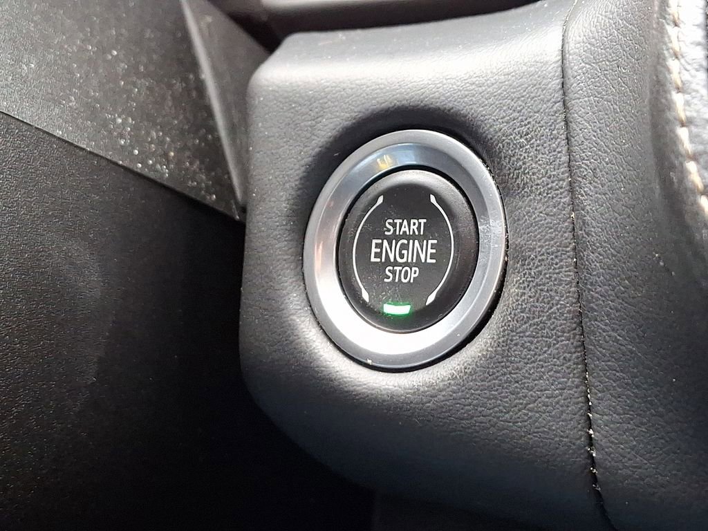 Used 2022 GMC Yukon SLT w/ SLT Luxury Package image 23