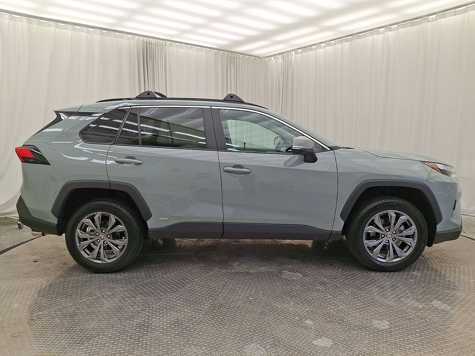Certified 2022 Toyota RAV4 XLE Premium image 26