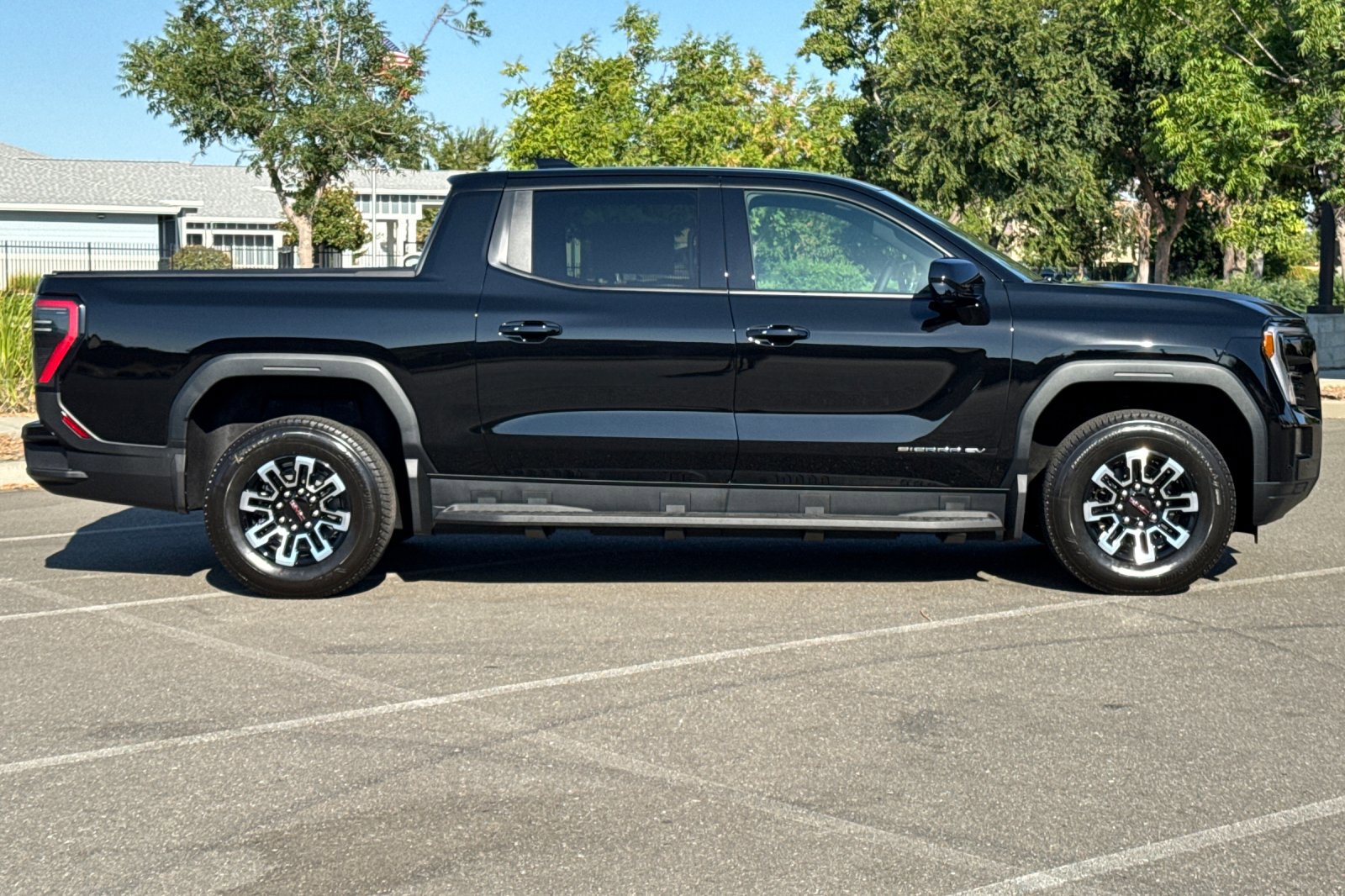 New 2026 GMC Sierra EV Elevation image 3