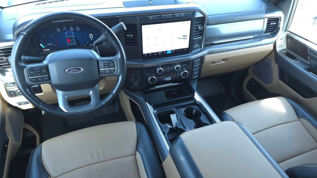 Used 2024 Ford F350 Lariat w/ Chrome Package image 25