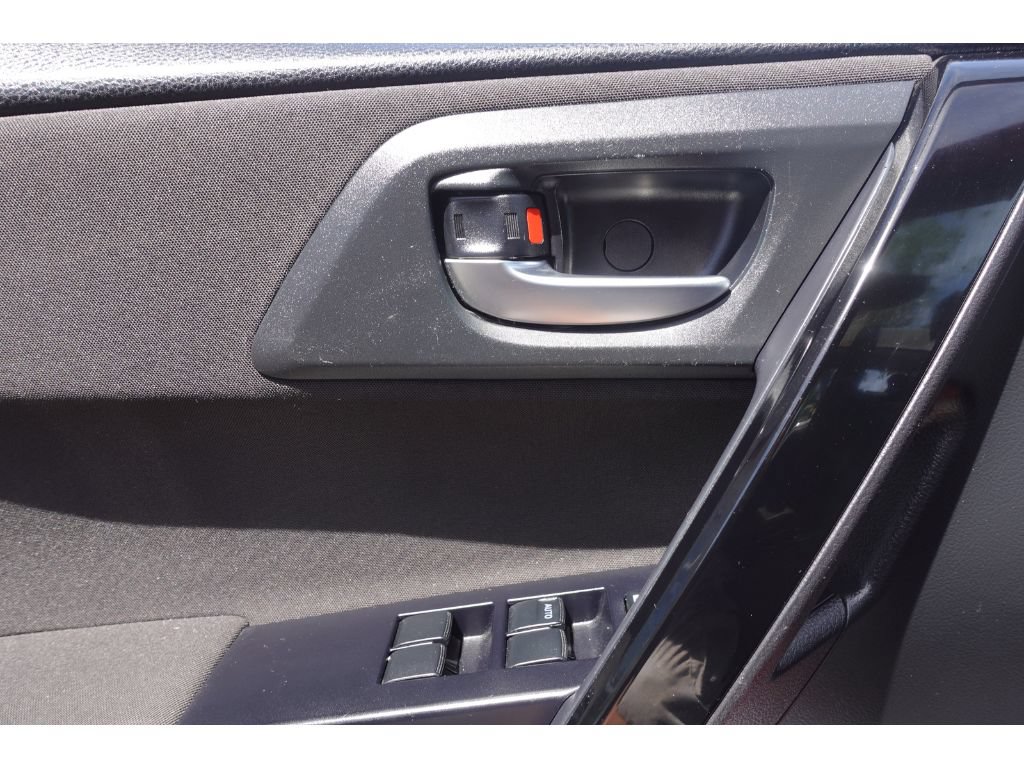 Certified 2018 Toyota Corolla iM w/ All-Weather Mat Package FWD image 12