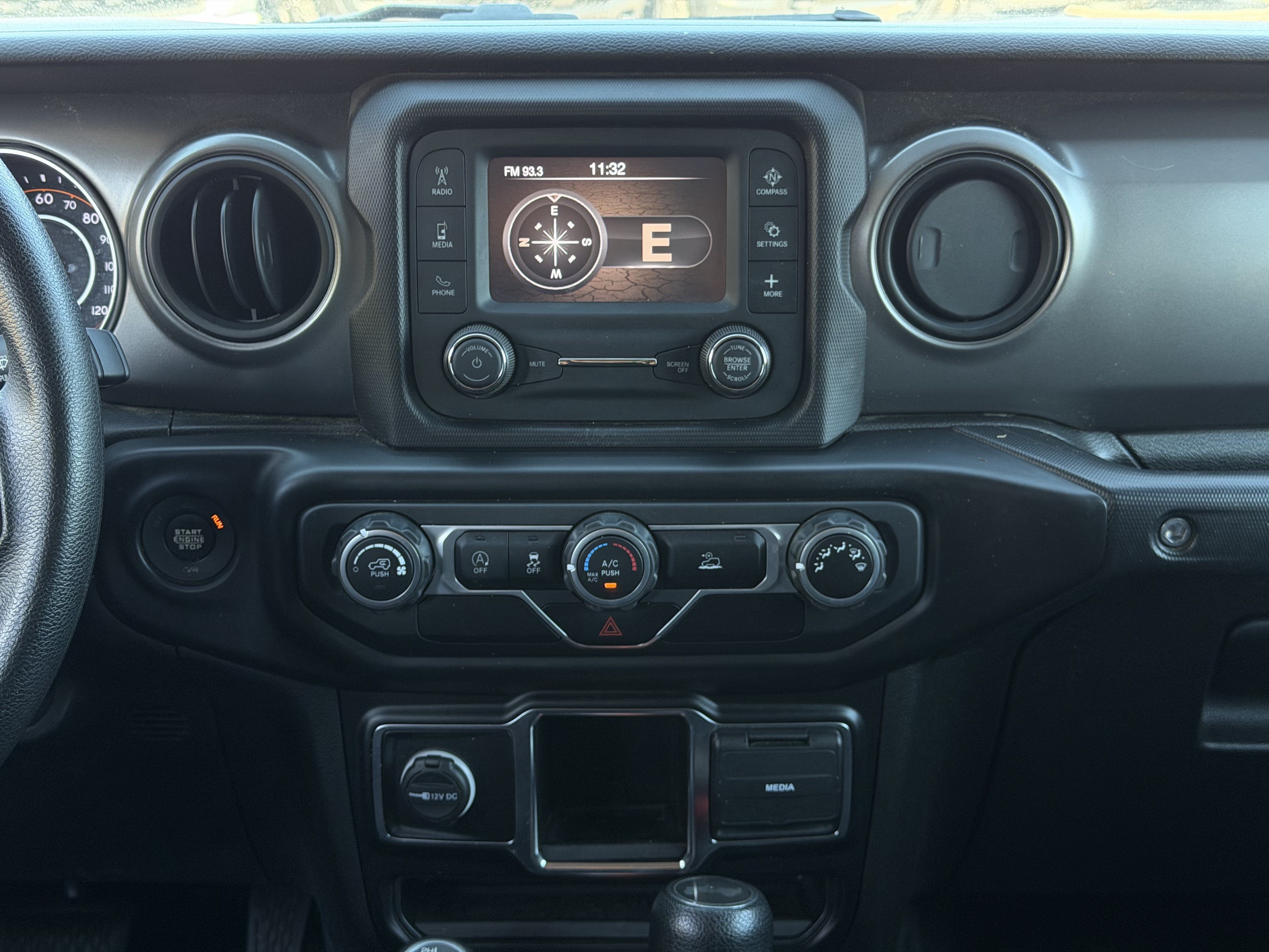 Used 2021 Jeep Wrangler Unlimited Sport AWD/4WD image 29