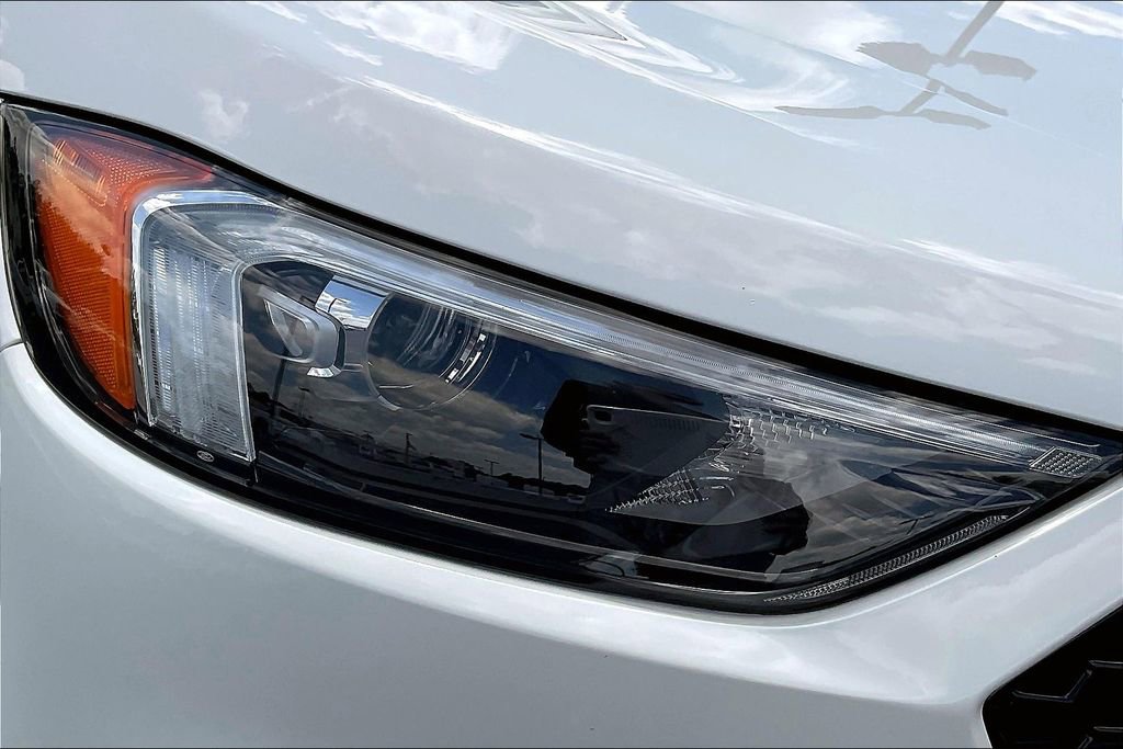 Used 2022 Ford Edge ST image 28