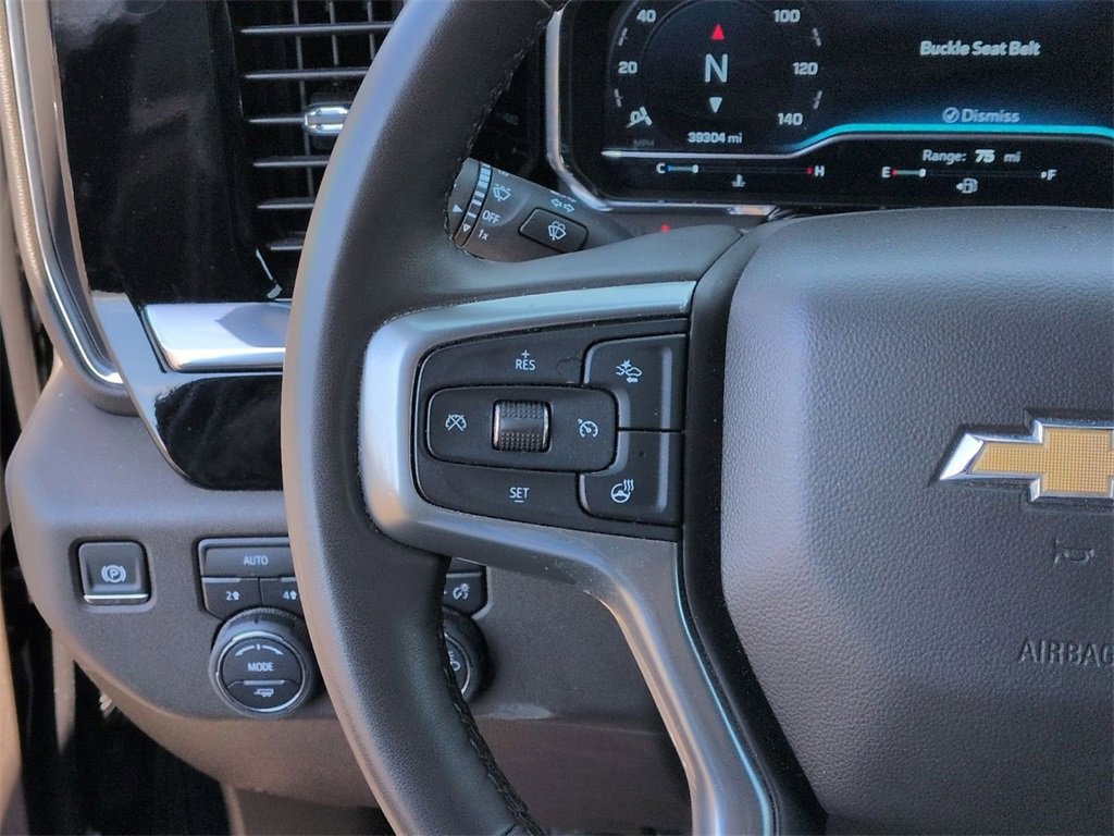 Used 2025 Chevrolet Silverado 1500 LT image 18