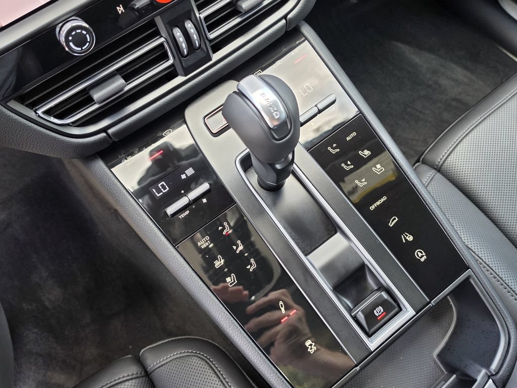 New 2026 Porsche Macan S AWD/4WD image 24