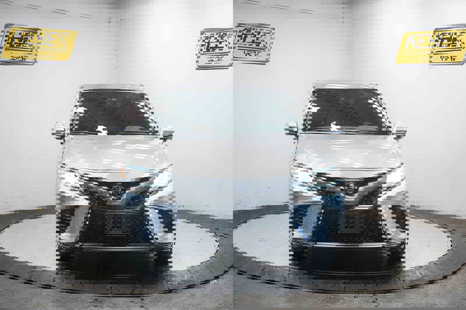 Used 2020 Toyota Camry XSE w/ Carpet Mat Package image 6