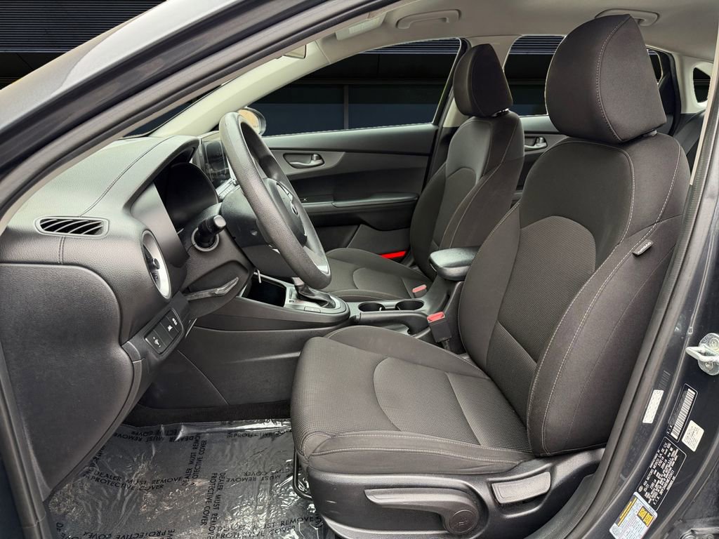 Used 2021 Kia Forte LXS image 13