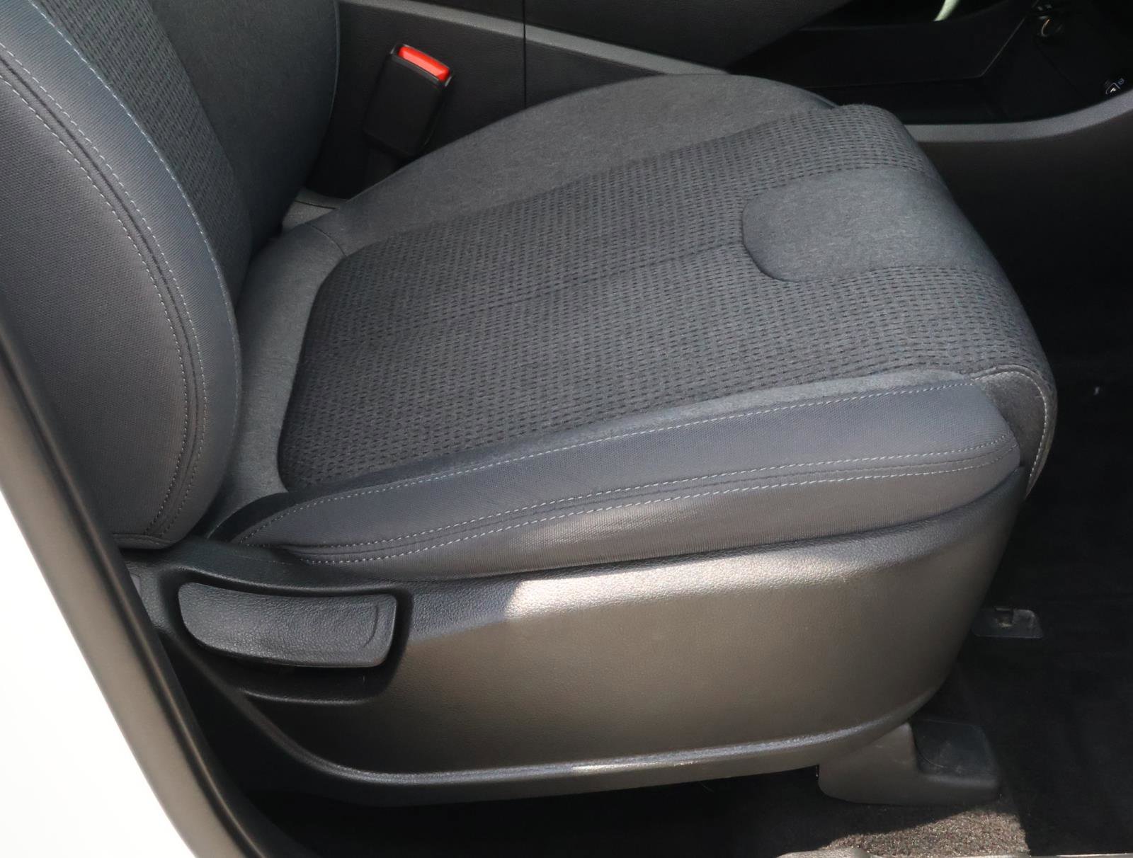 Certified 2023 Hyundai Santa Fe SEL FWD image 17