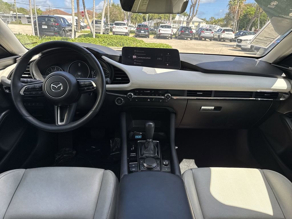 Used 2024 MAZDA MAZDA3 2.5 Turbo Sedan w/Premium Plus image 14