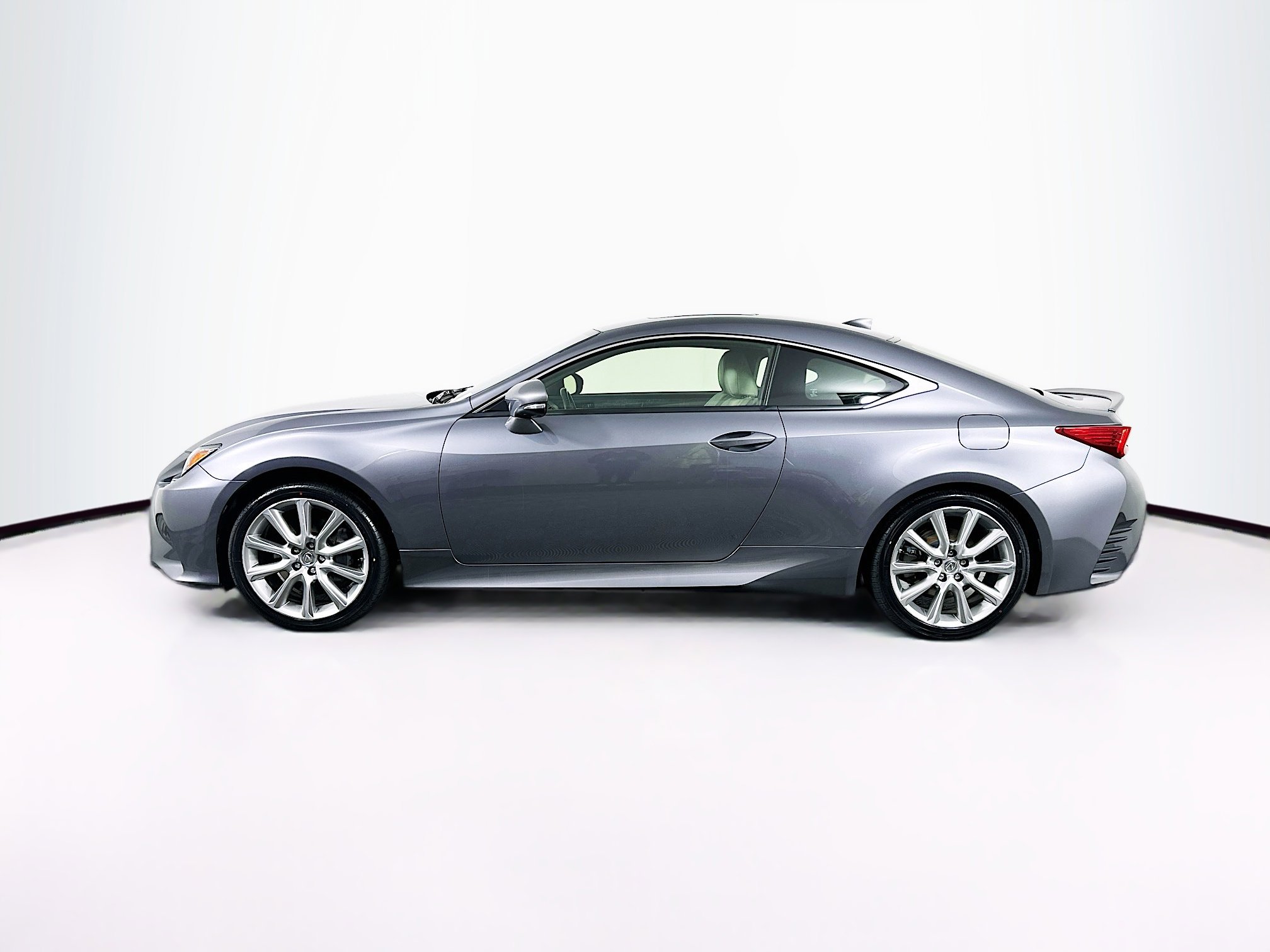 Used 2016 Lexus RC 300 2dr Cpe image 4