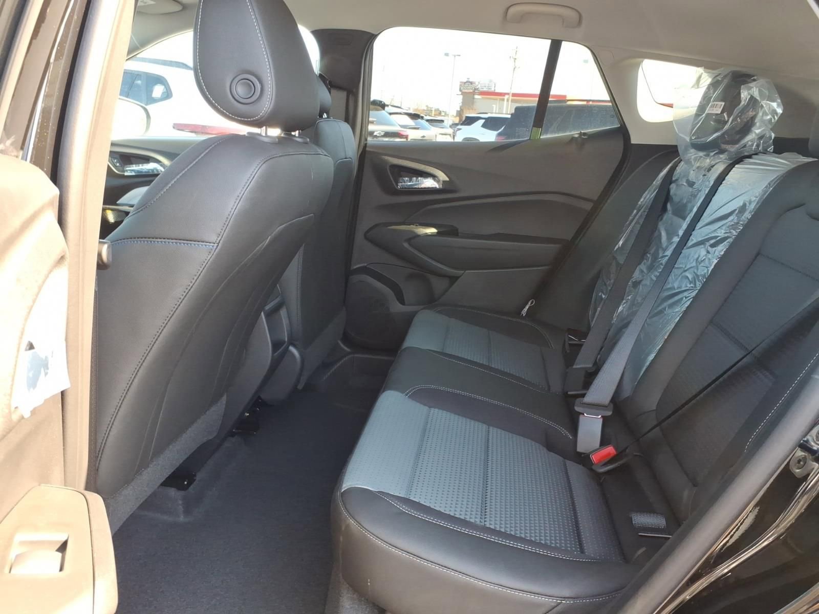 New 2026 Chevrolet Trax LT w/ Driver Confidence Package image 14
