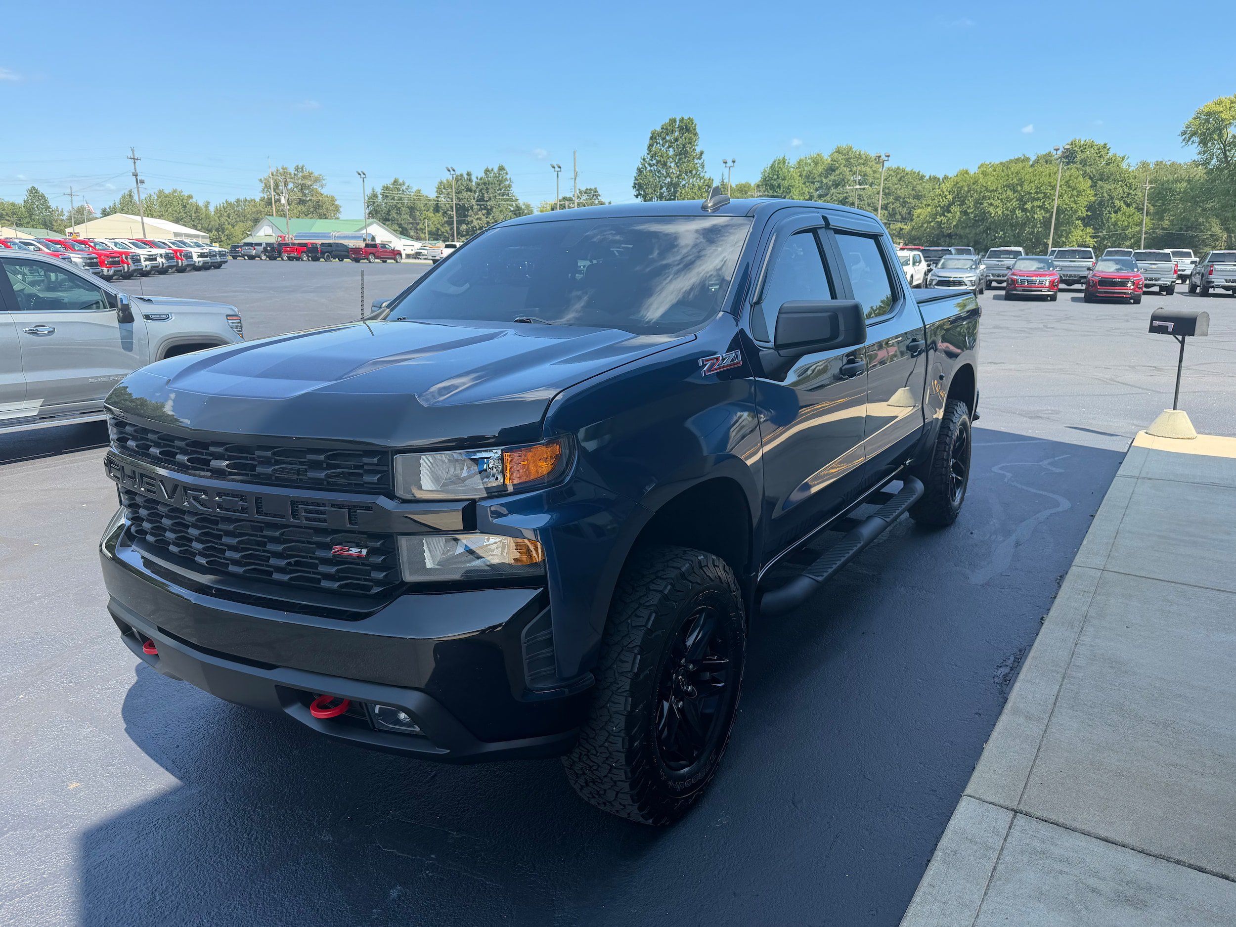 Used 2021 Chevrolet Silverado 1500 Custom Trail Boss AWD/4WD image 9