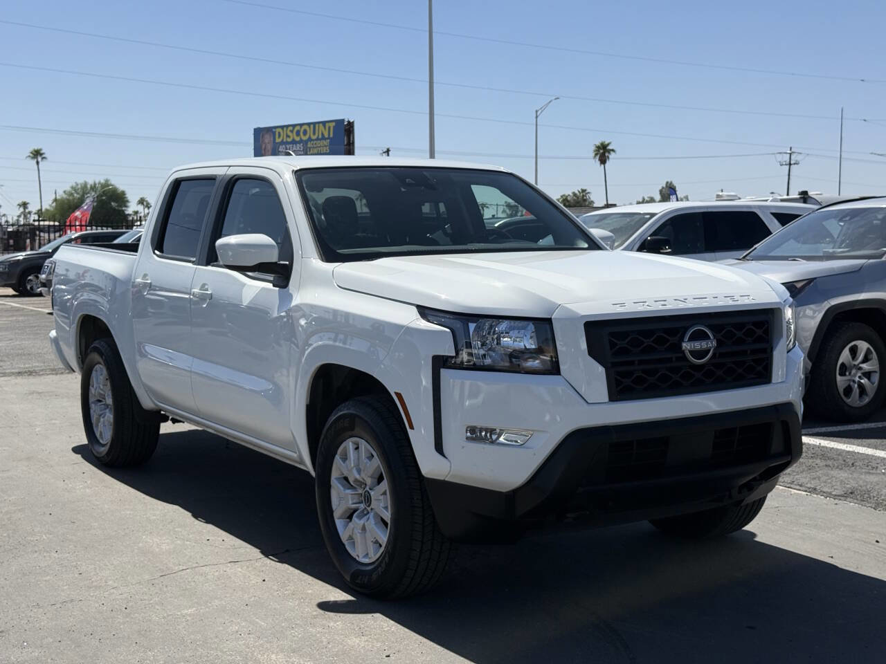 Used 2024 Nissan Frontier SV w/ SV Convenience Package image 13