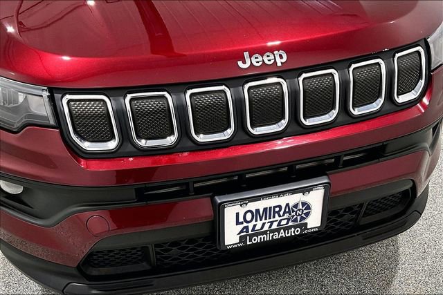 Used 2022 Jeep Compass Latitude image 34