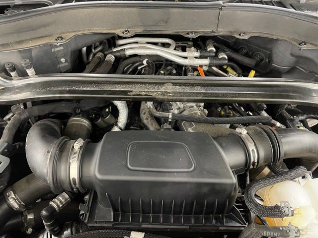 Used 2020 Ford Explorer Platinum w/ Premium Technology Package image 27