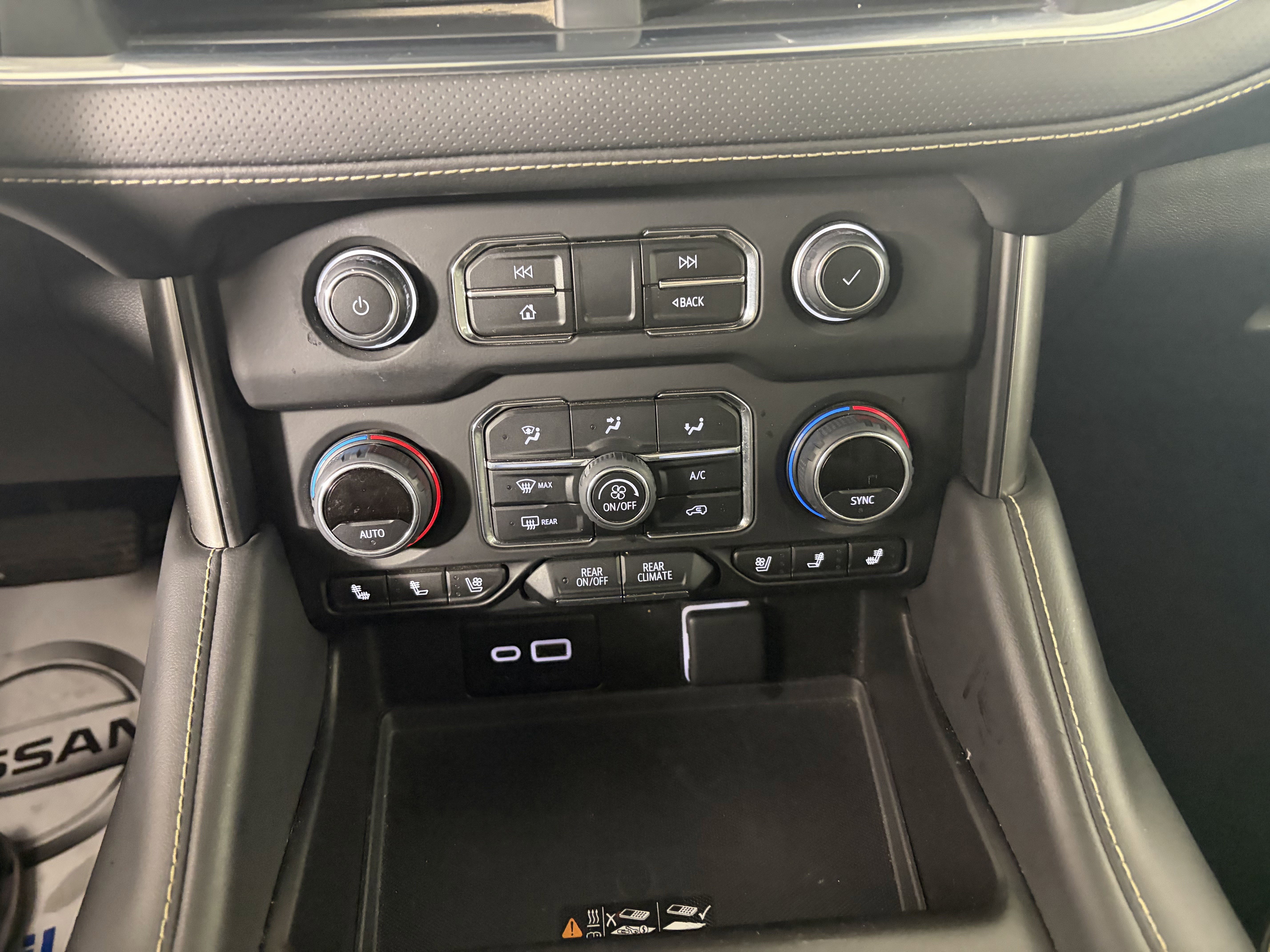 Used 2024 Chevrolet Tahoe Premier image 34