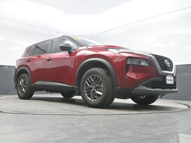Used 2023 Nissan Rogue S FWD image 30