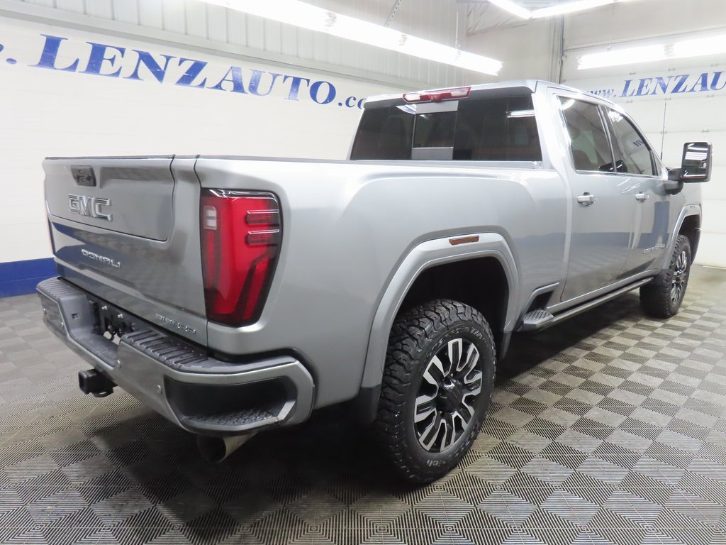 Used 2024 GMC Sierra 3500 Denali Ultimate image 4