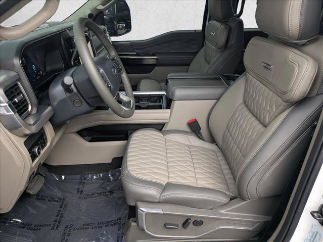 Used 2025 Ford F450 Platinum w/ Platinum Plus Package AWD/4WD image 15