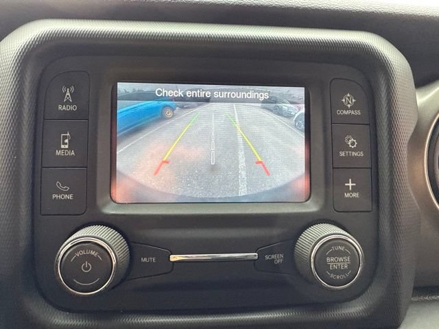 Used 2018 Jeep Wrangler Unlimited Sport S AWD/4WD image 28