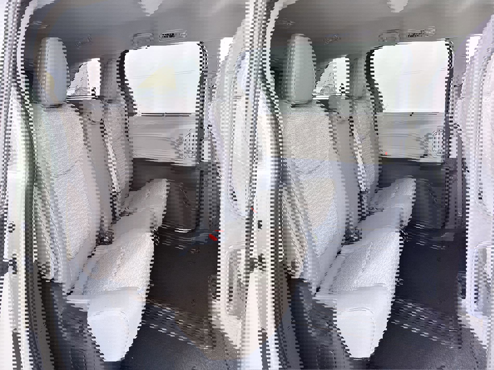 Used 2022 Toyota Sienna LE image 62