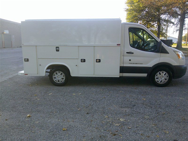Used 2015 Ford Transit 250 138 w/ Exterior Upgrade Package image 6