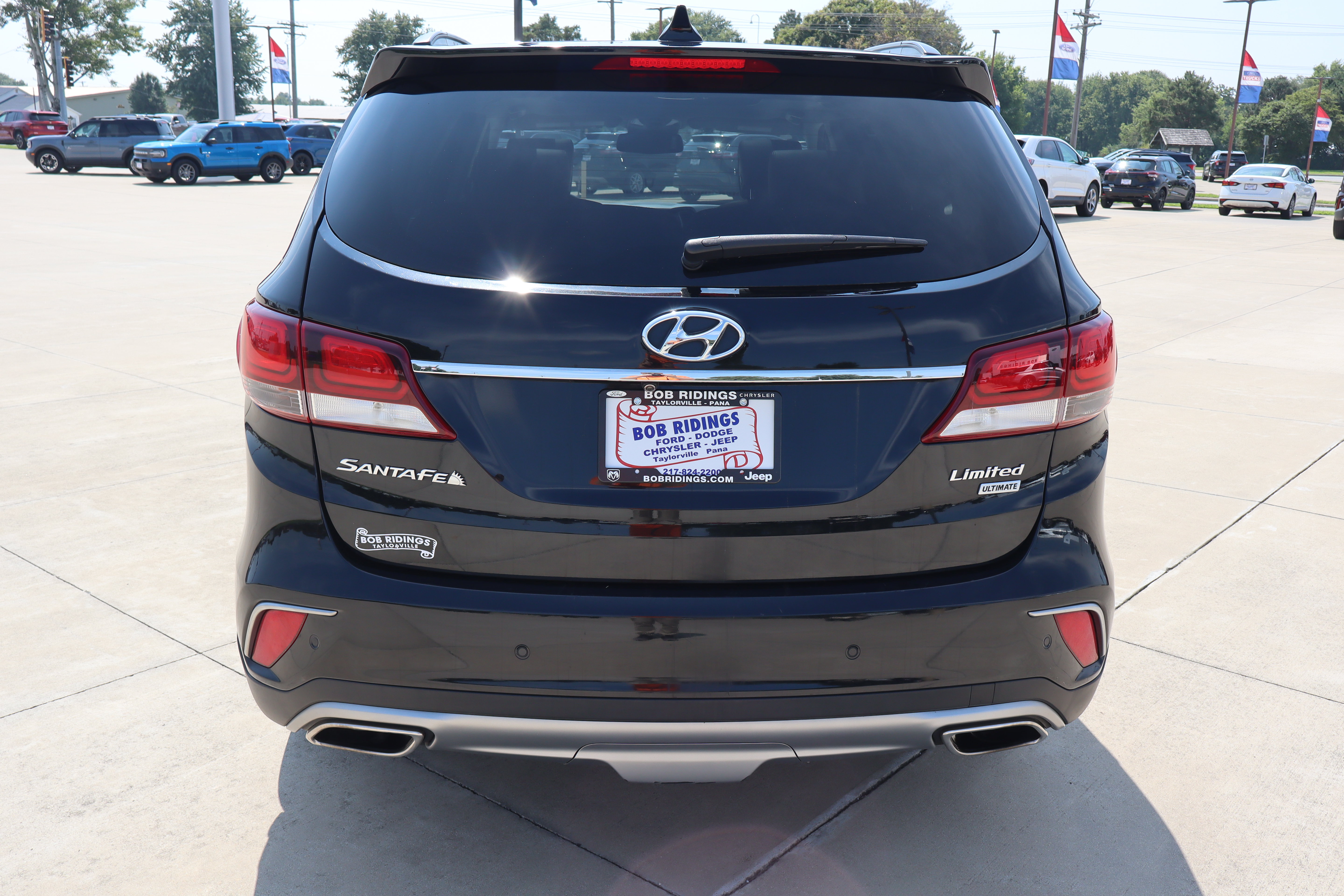 Used 2018 Hyundai Santa Fe Limited FWD image 6