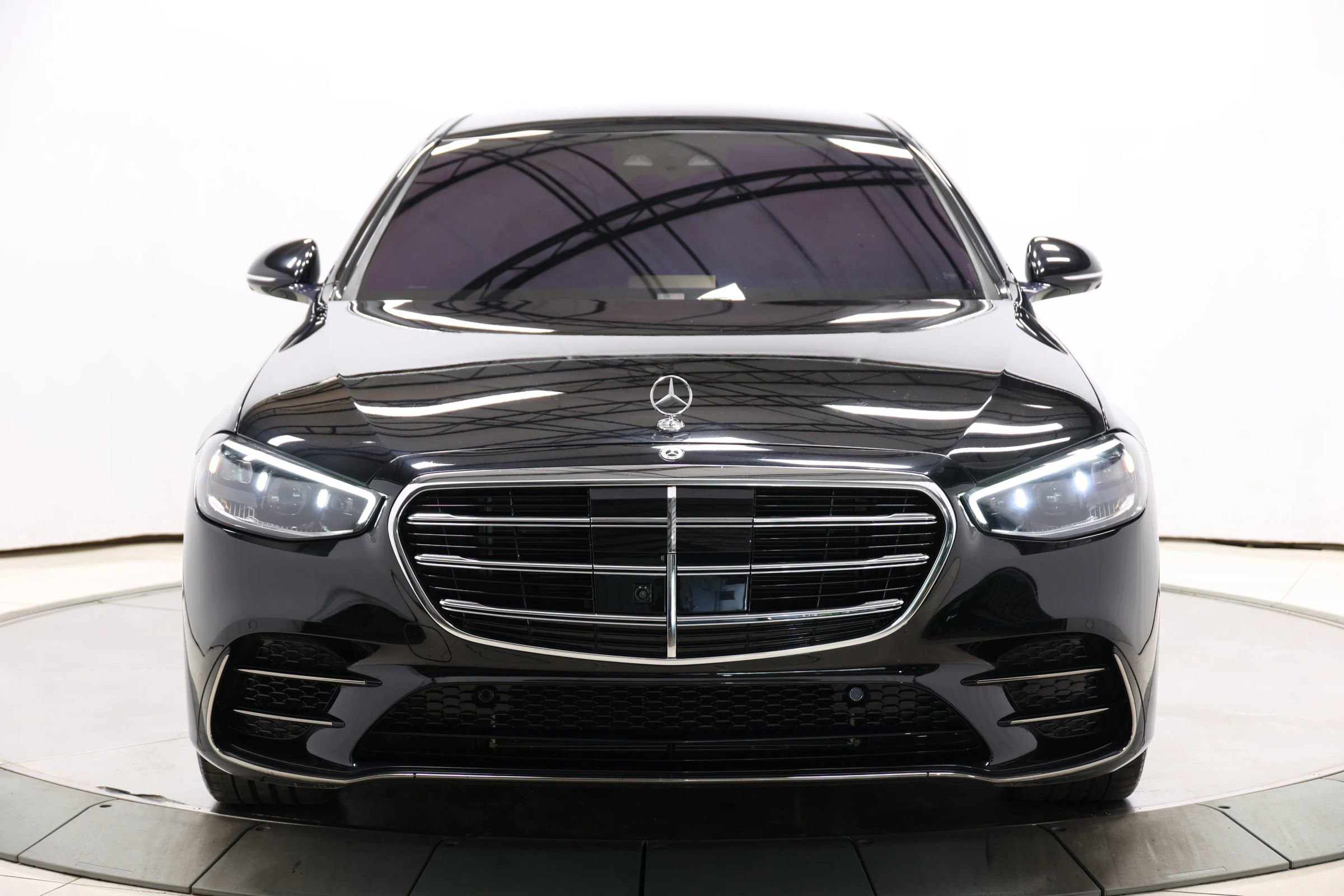 Used 2022 Mercedes-Benz S 580 4MATIC Sedan image 91