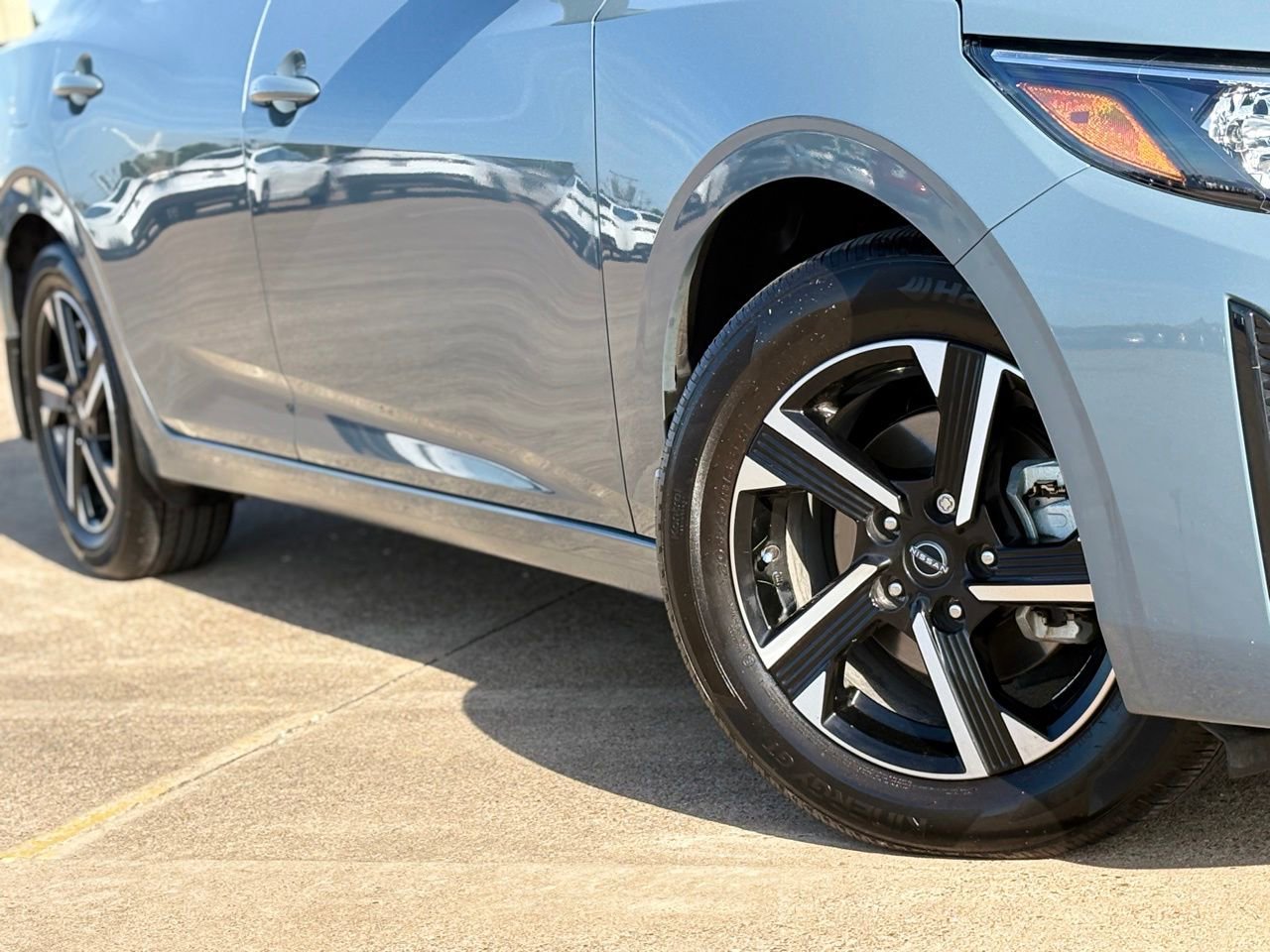 Certified 2025 Nissan Sentra SV FWD image 10