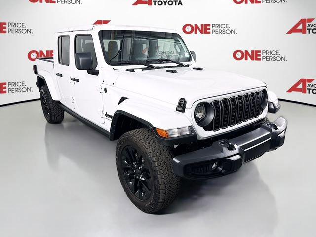 Used 2024 Jeep Gladiator Sport