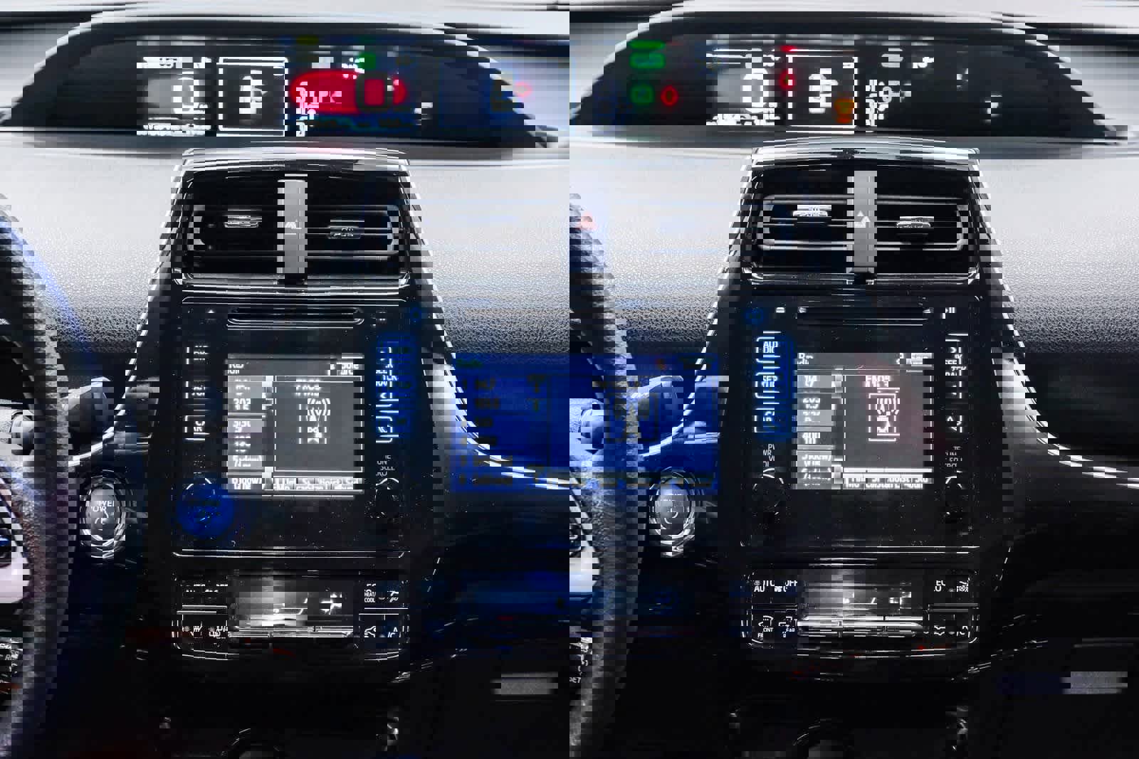 Used 2016 Toyota Prius Two image 13