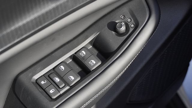 New 2026 Jeep Grand Cherokee Laredo X RWD image 21